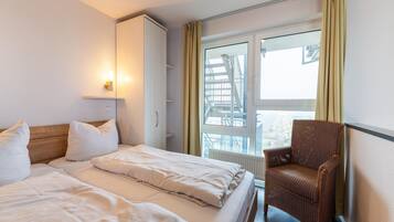 Apartemen | 2 kamar tidur dan dilengkapi dengan perabotan berbeda-beda