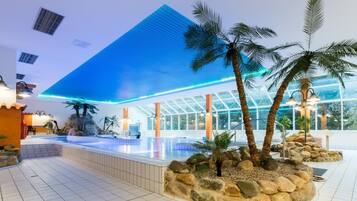 Apartment | Pool | Indoor pool, outdoor pool