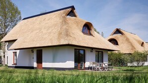 Unclassified image, 3 of 40, button - Ferienhaus im Van der Valk Resort in Linstow (Dobbin-Linstow)