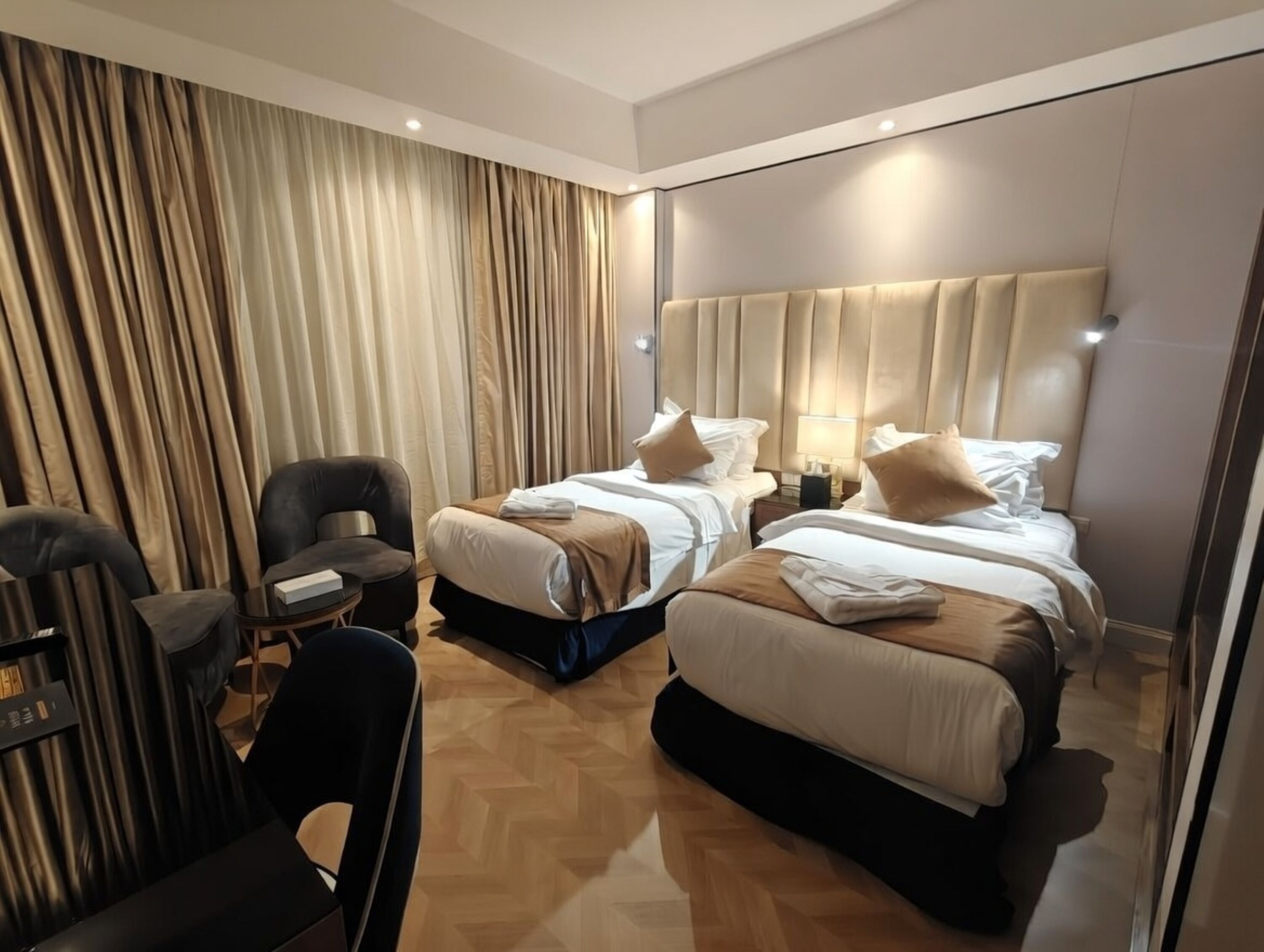 Egyptian cotton sheets, premium bedding, soundproofing