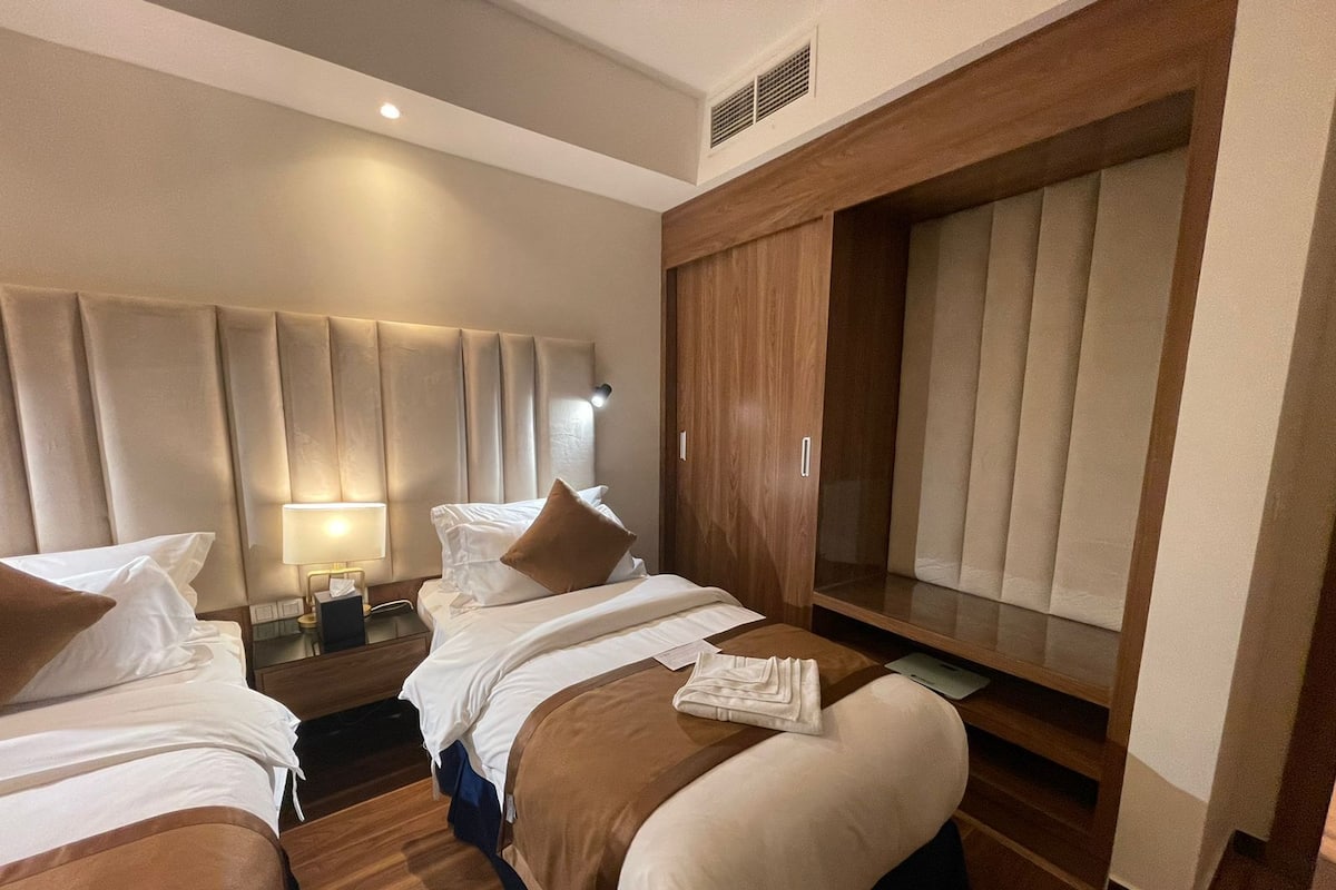 Basic Twin Room