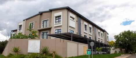 Majoituspaikan julkisivu