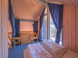 3 habitaciones y muebles diferentes