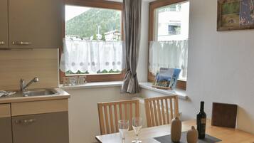 Căn hộ | Bếp riêng | Ấm điện, lò nướng bánh mì