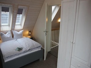 Apartment | 3 Schlafzimmer, individuell eingerichtet, Bettwäsche