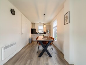 House | Dining