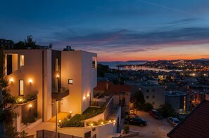 Front of property - panoramic view - Villa in Split (Podstrana)