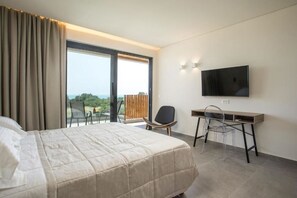 2 bedrooms, iron/ironing board, WiFi, bed sheets - Aethrion Villas & Suites (Villa with Private Pool) (gennadi)