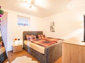 Apartment | 1 bedroom, individually furnished, bed sheets - Apartment in Distelberg Near Ski Slopes (Aschau Im Zillertal)
