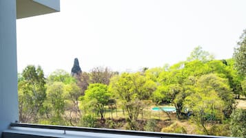 Apartment, 2 Bedrooms, Balcony | Interior