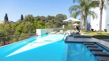Apartment, 2 Bedrooms, Balcony | Pool