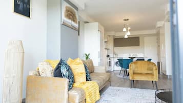 Apartment, 2 Bedrooms, Balcony | Living area