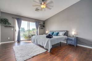 4 soverom, skrivebord, strykejern/-brett og wi-fi