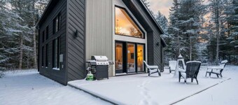 Spa & Riverside Retreat | Le Ptit Duc