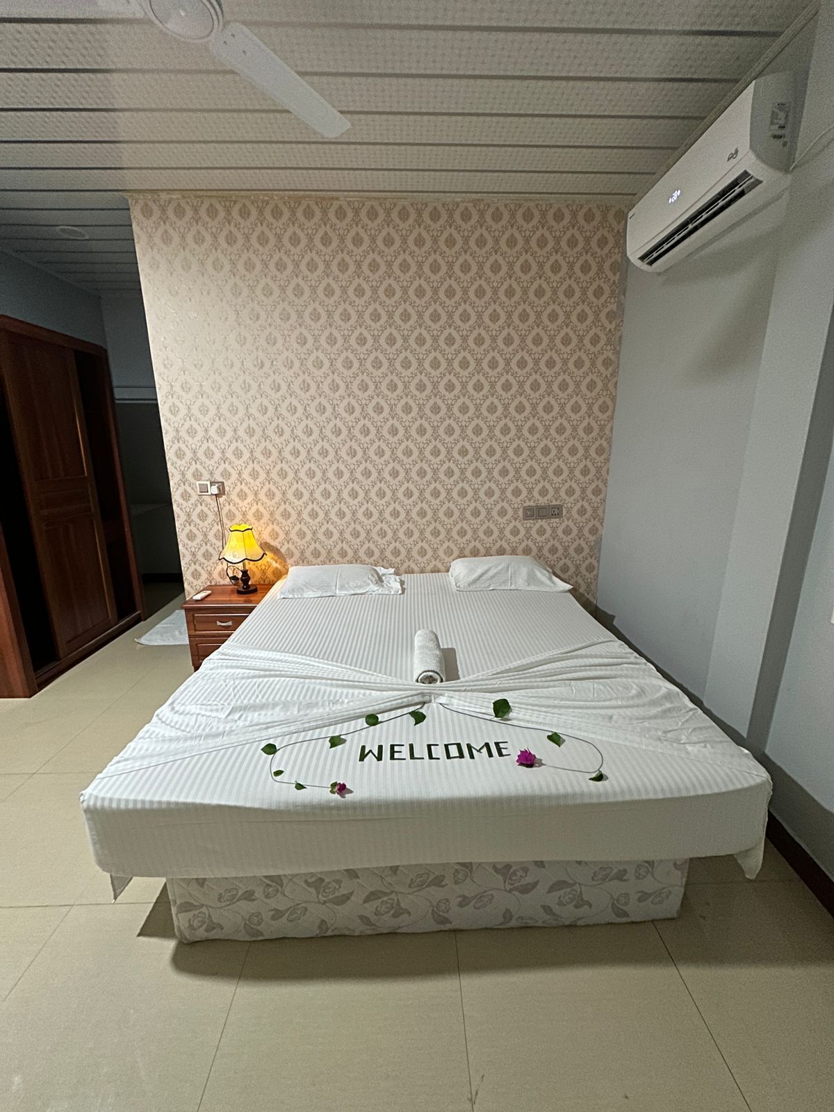 Ferro/asse da stiro, Wi-Fi gratuito