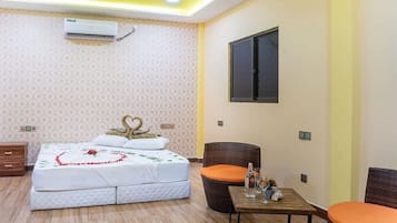 Studio Deluxe | Fer et planche à repasser, Wi-Fi gratuit