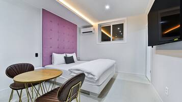 Standard Double Room, City View | Laptop workspace, free WiFi, bed sheets