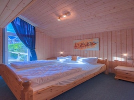 3 habitaciones y muebles diferentes 