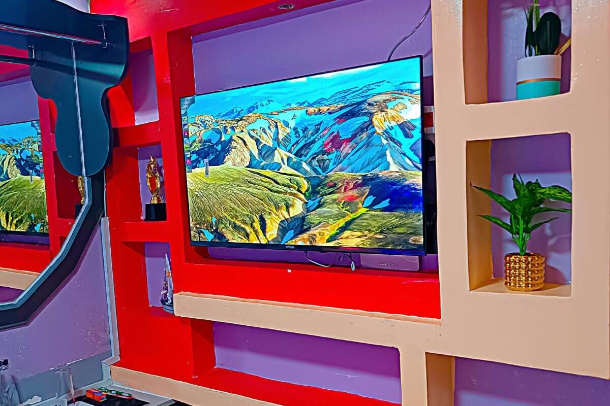 TV