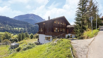 House | Exterior