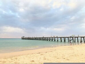 3 bedrooms - No Stairs 2 Bathrms Garage Richmond Residence 2 (Richmond)