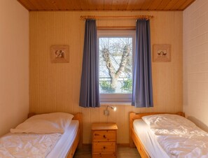 2 habitaciones y muebles diferentes 