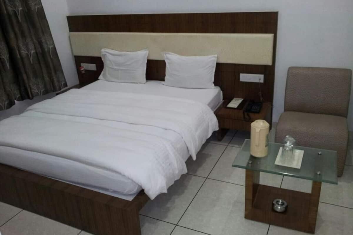 Standard King Bed