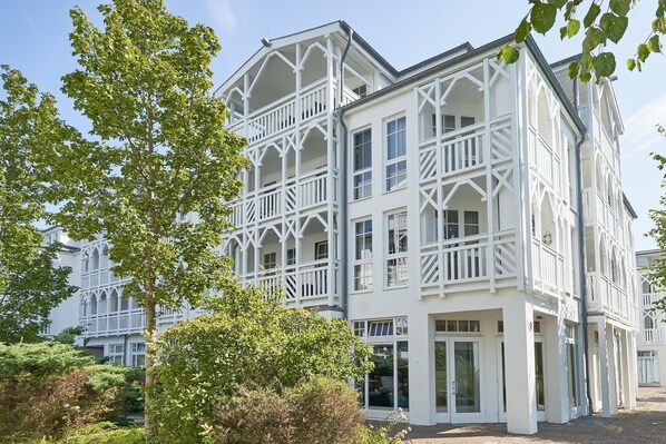 Apartment | Exterior - Ferienwohnungen im Seepark Sellin (Sellin)