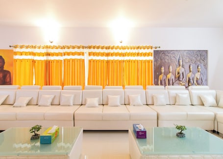 Reception. Extended Executive Stay