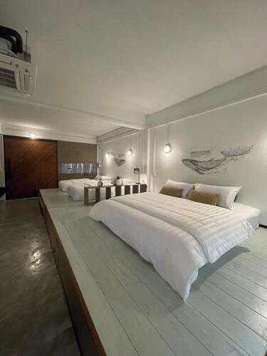 Chic 1-bedroom for 4 pax apartment. You’ll feel like home, close to the beach 