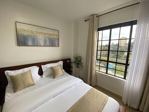 1 habitación, escritorio, tabla de planchar con plancha y wifi gratis
