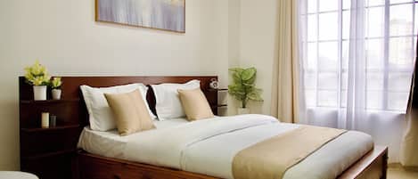 1 bedroom, desk, iron/ironing board, free WiFi
