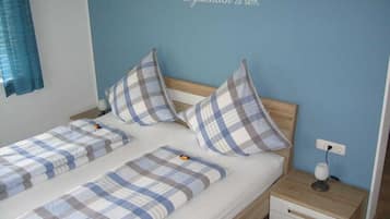 House | 1 bedroom, individually furnished