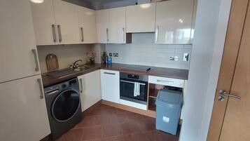 冰箱、烤箱、洗碗机、茶具/咖啡用具