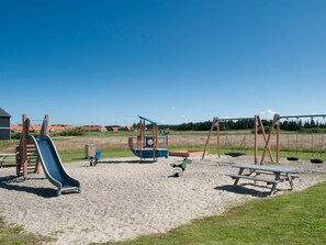 Property amenity - 8 Person Holiday Home on a Holiday Park in Lokken (Lokken)