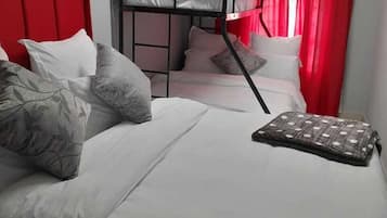 Family Room | Individually furnished, soundproofing, bed sheets