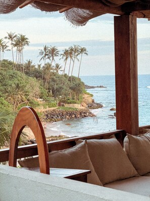 Deluxe Shared Dormitory | Beach/ocean view - Ocean Bliss by Sugar Coliving (weligama)