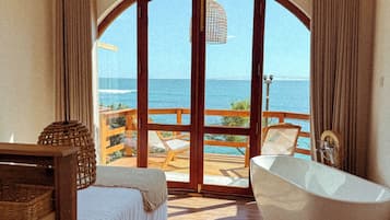 Décoration personnalisée, ameublement personnalisé, bureau