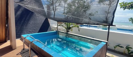 Piscine extérieure