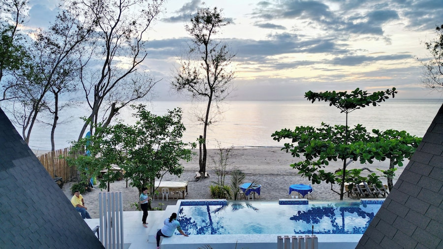 Na-Yah Beach Resorts