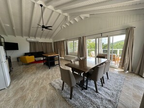 Interior - New Spacious 3/2 Top Floor Ocean Views & Balcony (St Thomas)