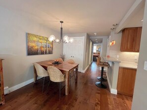 Dining - Town of Telluride Unique 2 Bedroom/2 Bath Condo in Historic Victorian (Telluride)
