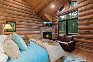 4 bedrooms, WiFi, bed sheets