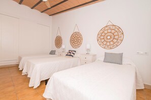 Huvila | 3 makuuhuonetta, vuodevaatteet