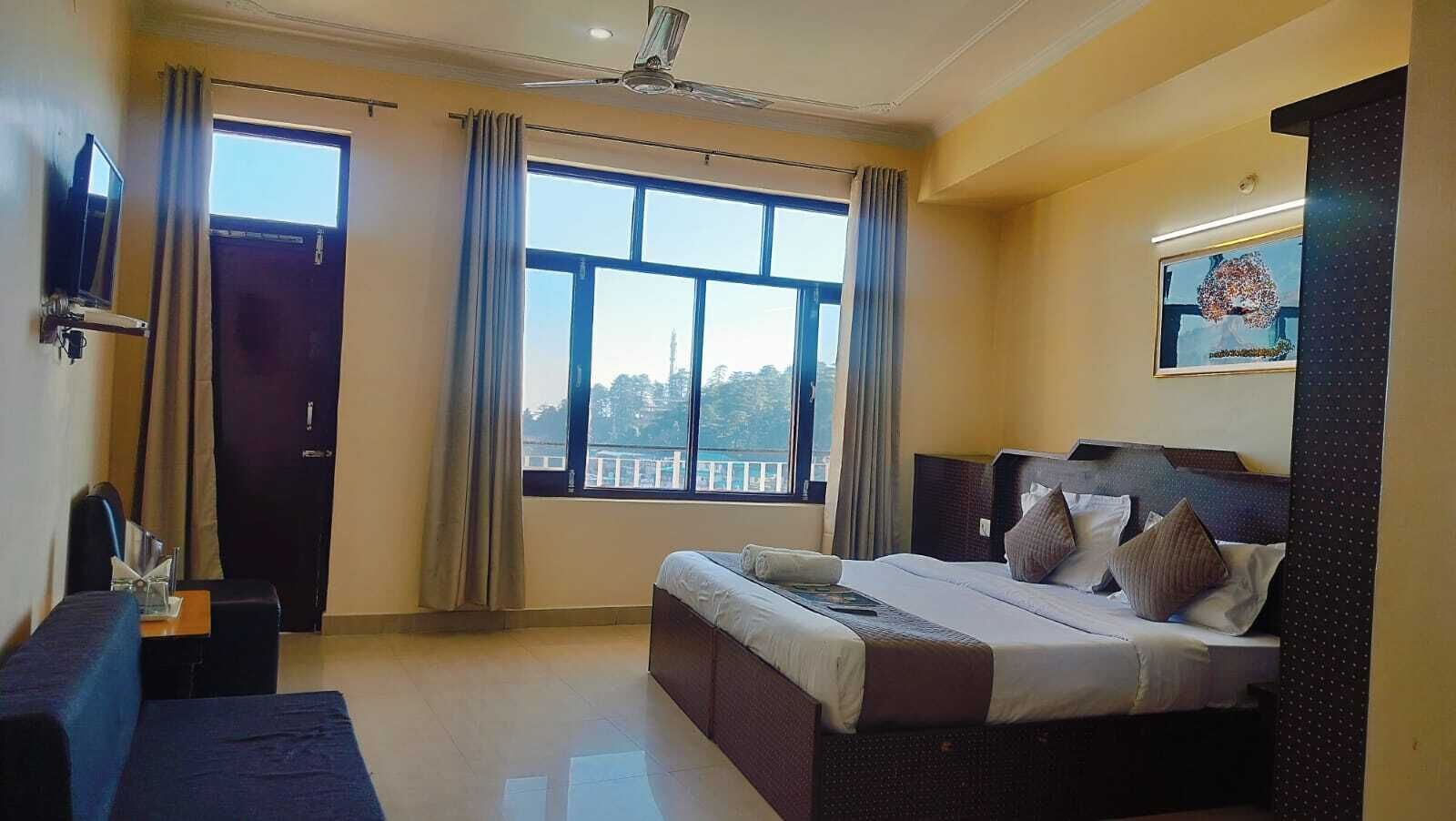Double Room, Balcony, Mountain View