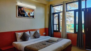 Doppelzimmer, Balkon, Bergblick