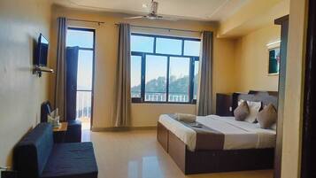 Double Room, Balcony, Mountain View