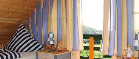 Huis | 2 slaapkamers, individueel gemeubileerd