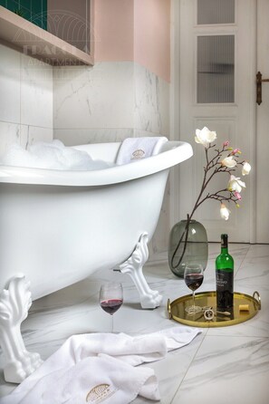 Hair dryer, towels - Apartment Pink Velvet with sauna and bathtub (Kraków)