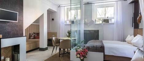 1 bedroom, desk, iron/ironing board, free WiFi